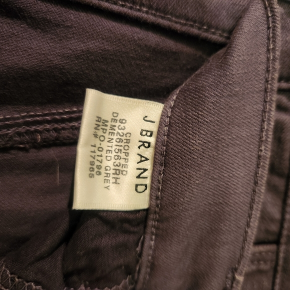 J Brand distressed jeans. Grey. Size 27. - Picture 2 of 6